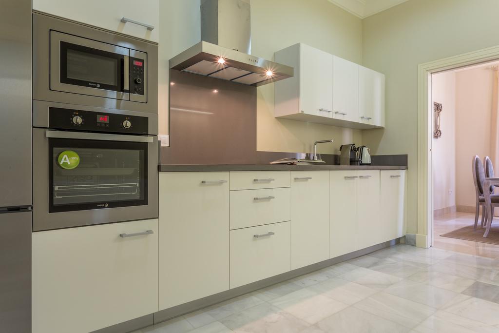 Puerta Principe Luxury Apartments Sewilla Zewnętrze zdjęcie