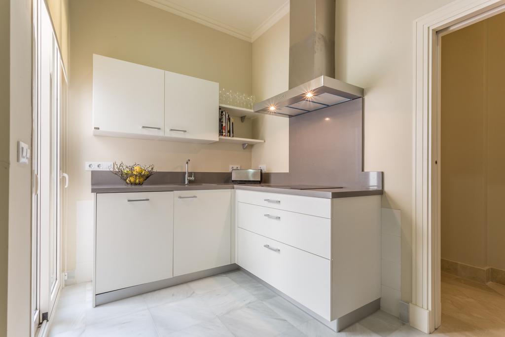 Puerta Principe Luxury Apartments Sewilla Zewnętrze zdjęcie