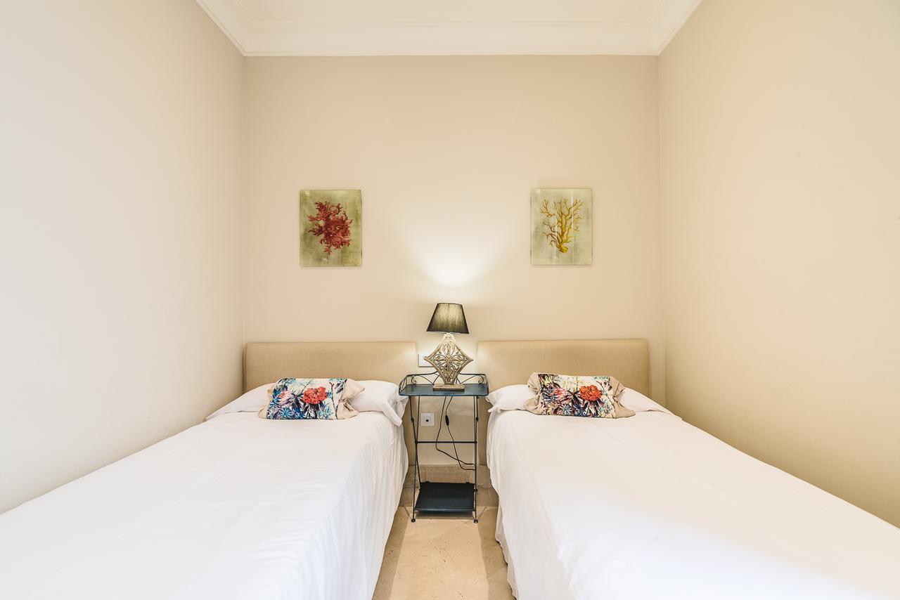 Puerta Principe Luxury Apartments Sewilla Zewnętrze zdjęcie