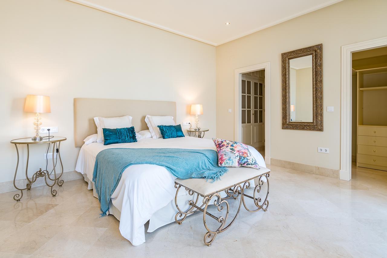 Puerta Principe Luxury Apartments Sewilla Zewnętrze zdjęcie
